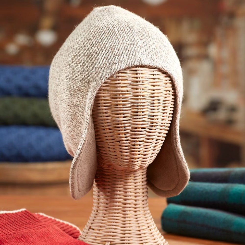 Frost Fighter Wool Ragg Sherpa Hat NWOT